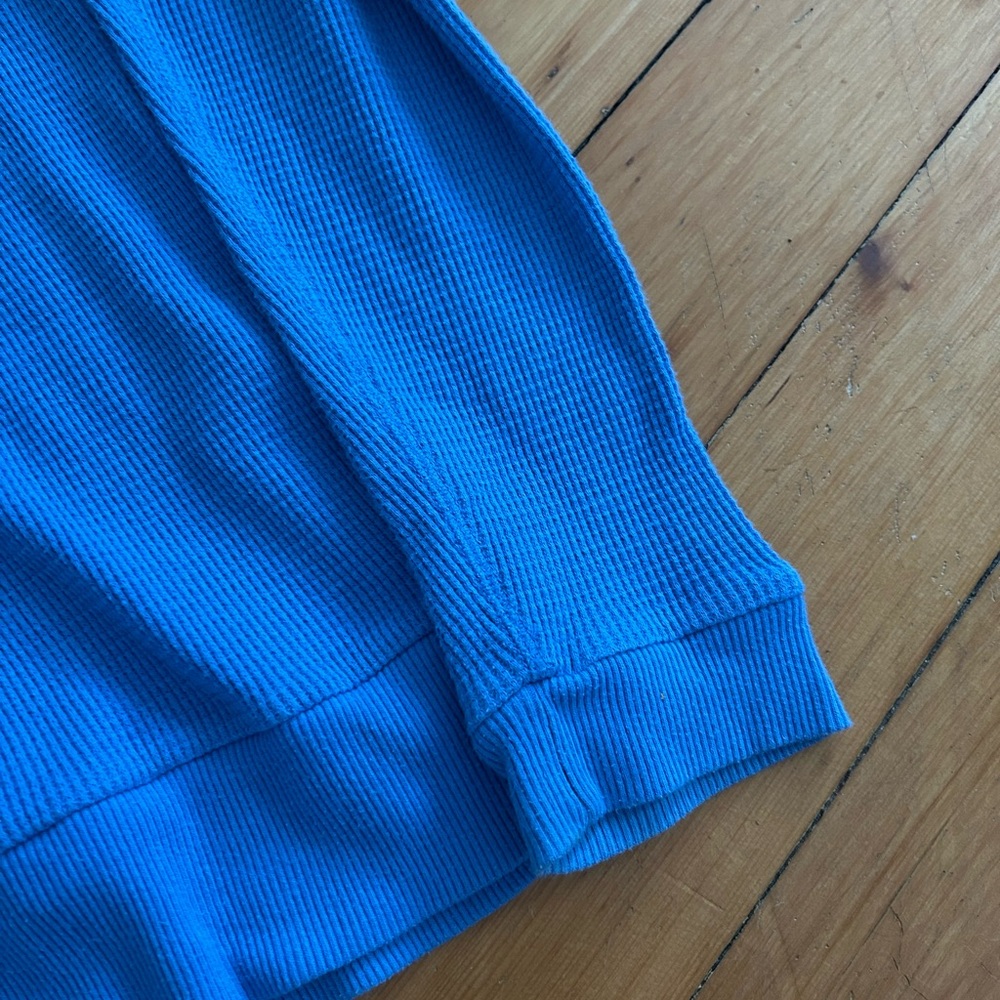 ☀️3/$25 ARITZIA Tna Waffle Knit Long Sleeve Top medium blue - Picture 2 of 5